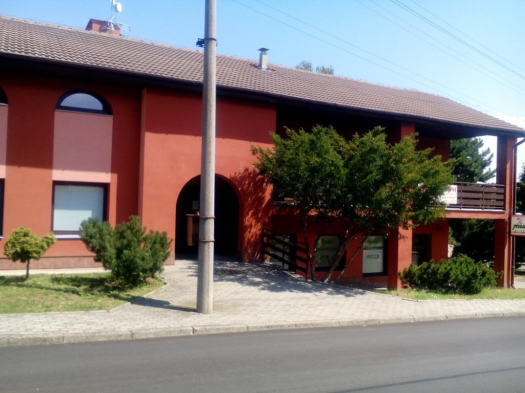 Oaza Apartment Vacenovice Luaran gambar