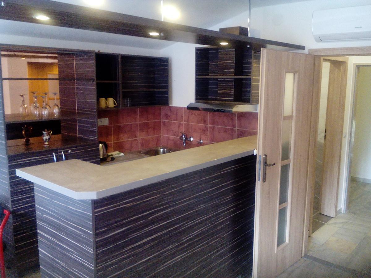 Oaza Apartment Vacenovice Luaran gambar