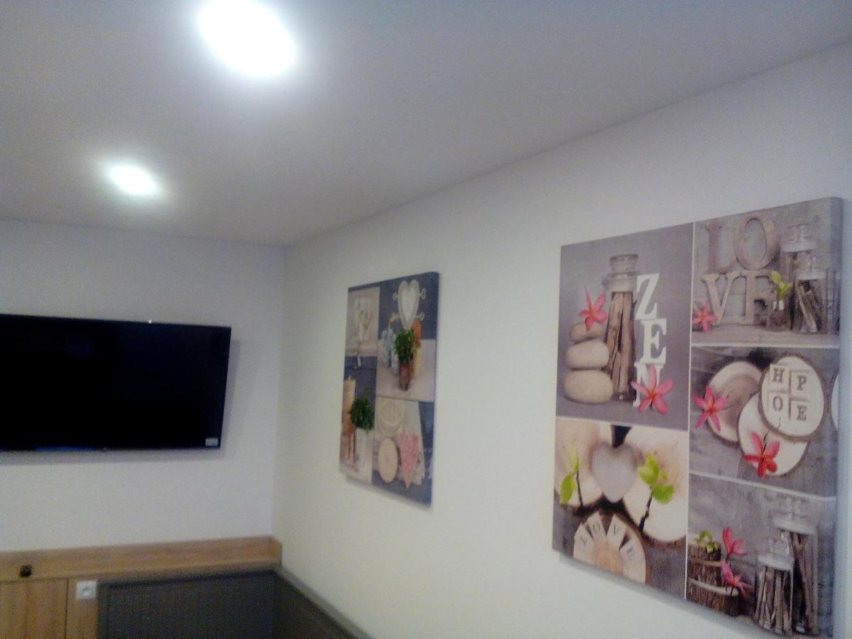 Oaza Apartment Vacenovice Luaran gambar