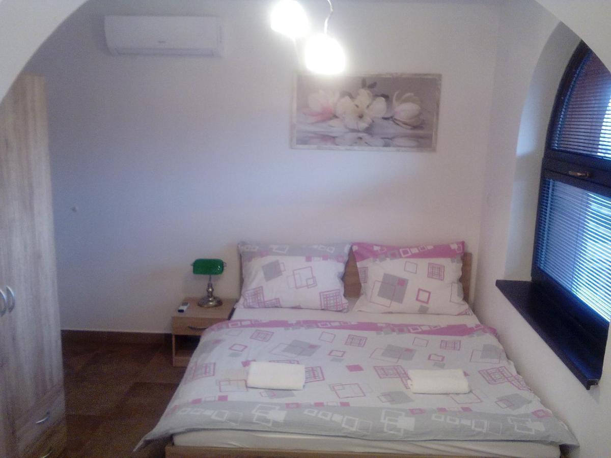 Oaza Apartment Vacenovice Luaran gambar