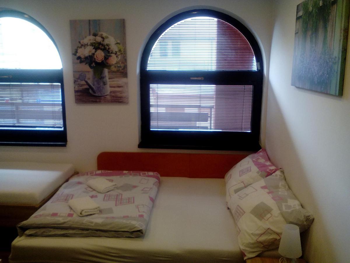 Oaza Apartment Vacenovice Luaran gambar